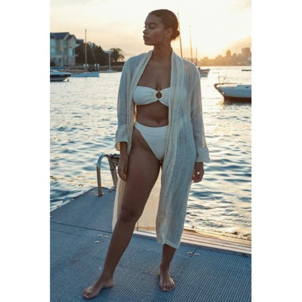 NWT Monday Malibu Robe in Ivory
